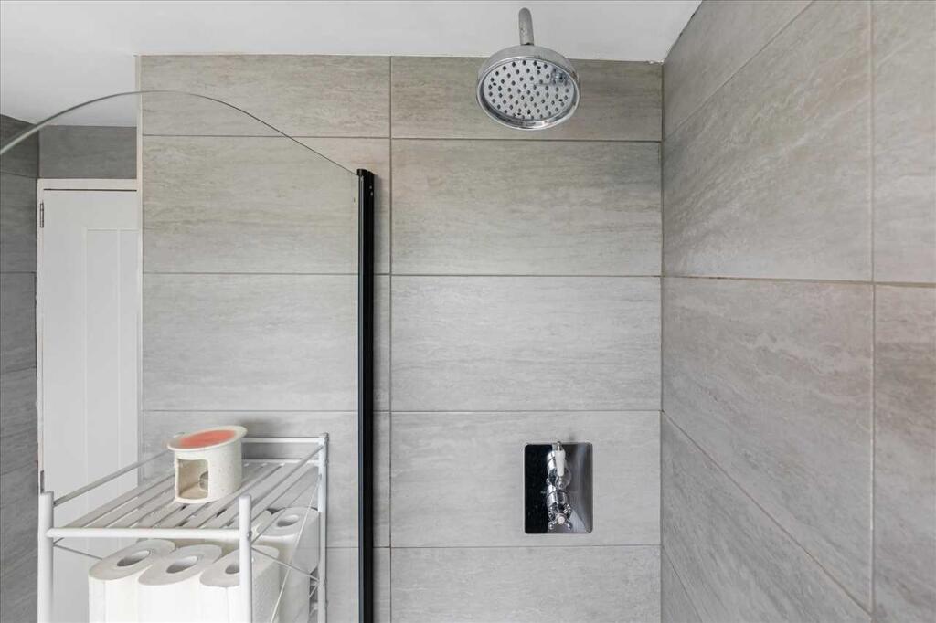 Bathroom (2)