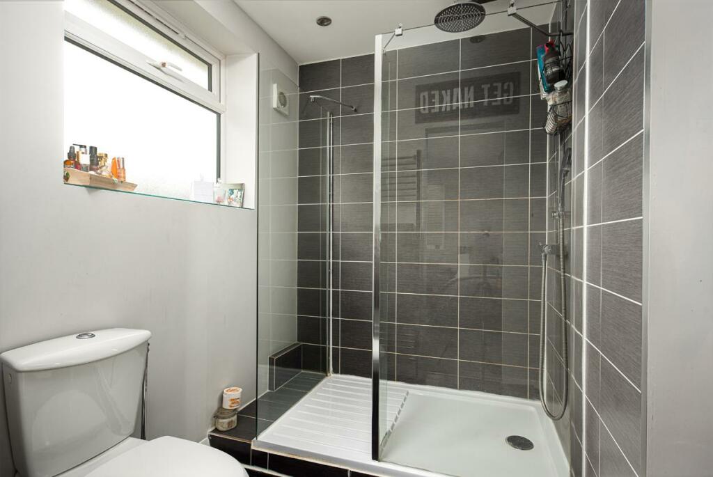 Ensuite - Copy.jpg