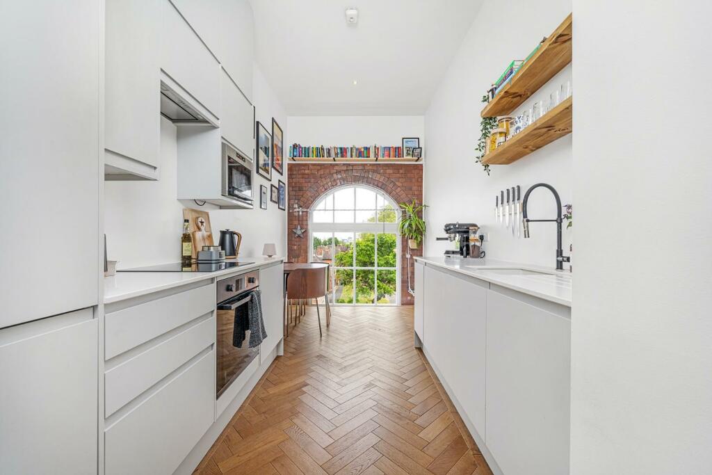 Kitchen.jpg