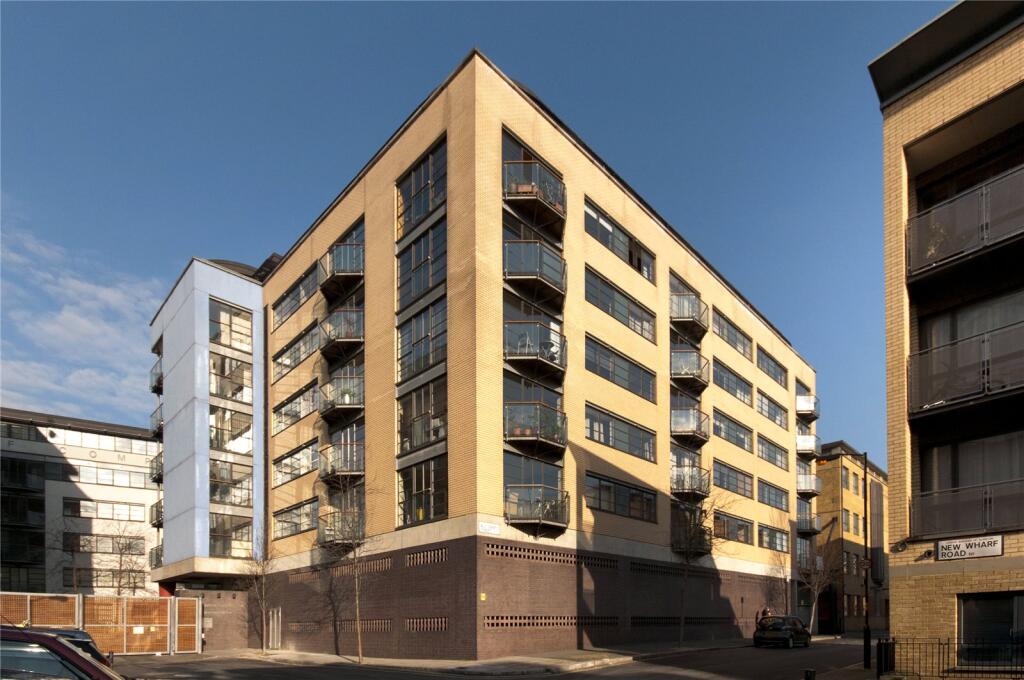Exterior 1