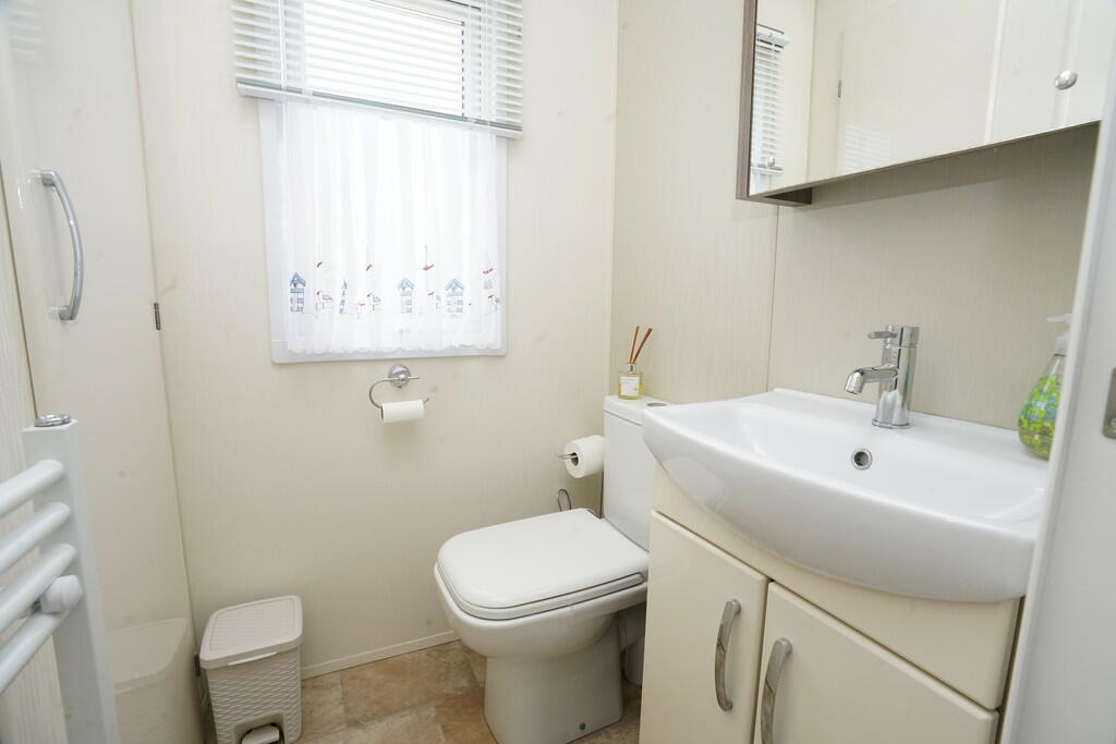 Ensuite1