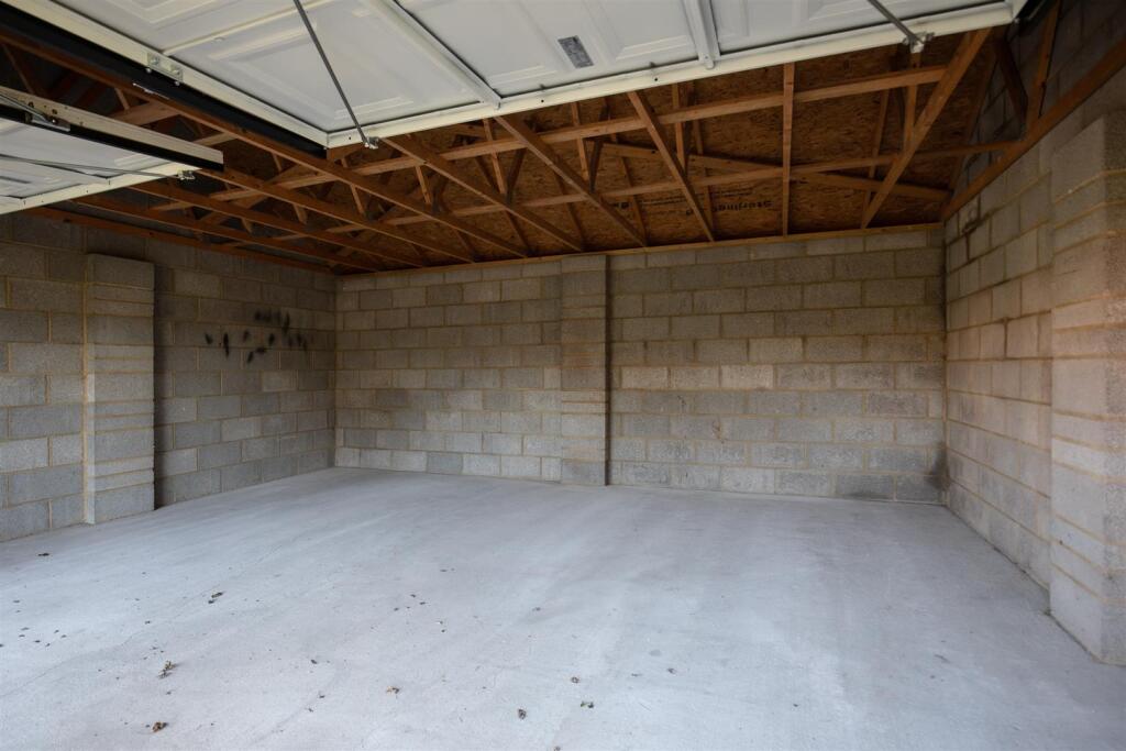 Garage, Sea Mills 8.jpg