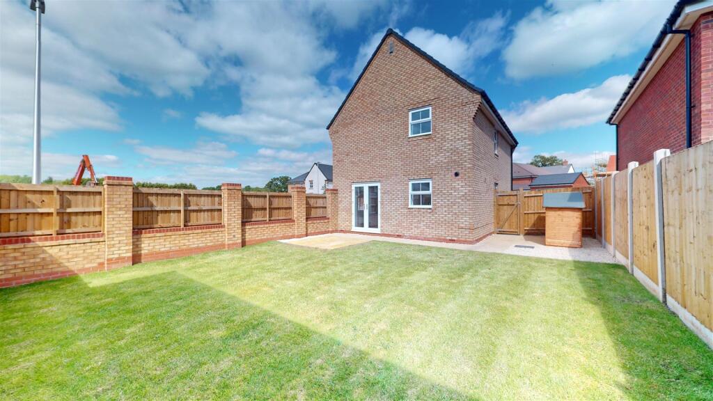 Bligny Crescent 48 Rear Garden 2024 2.jpg