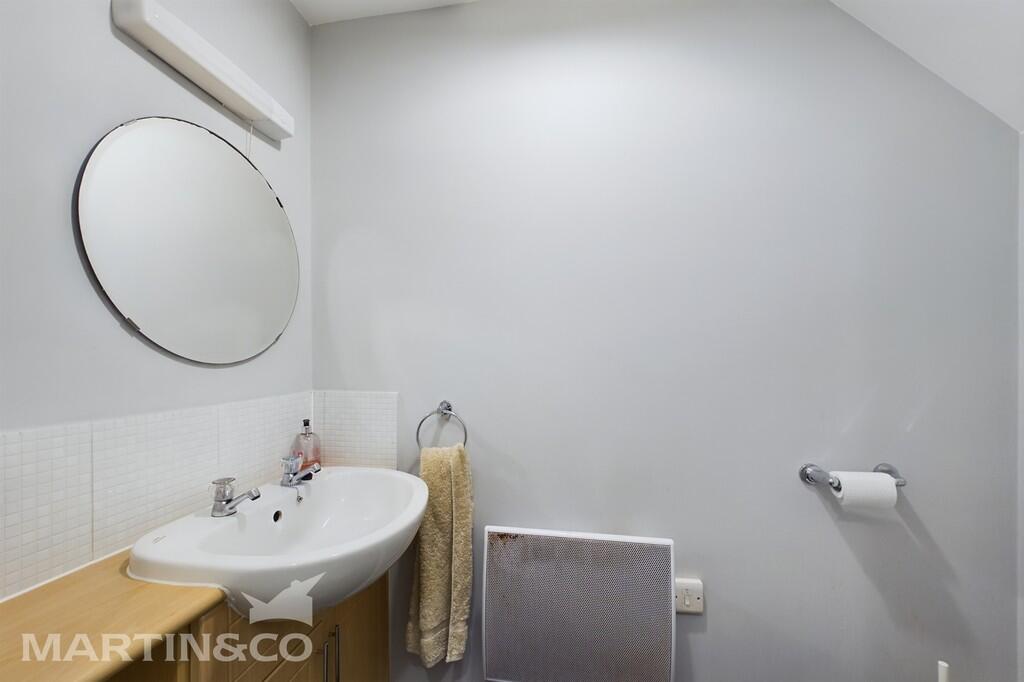 CAM01953G0-PR0090...