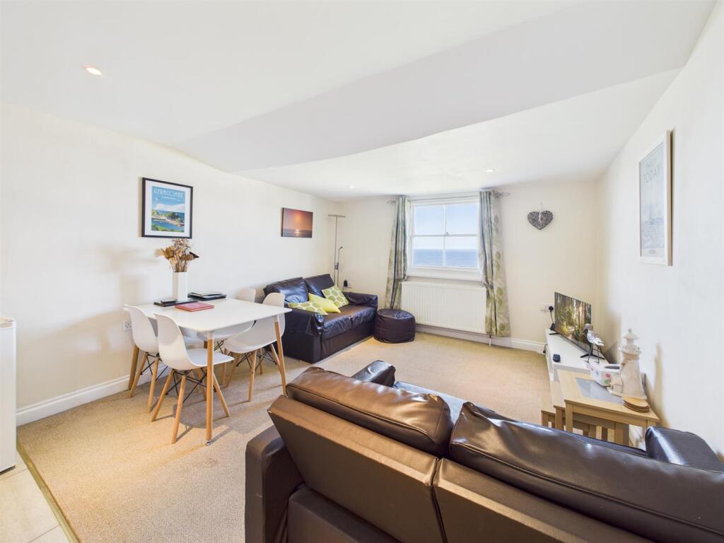 Lounge/Diner/Kitchen