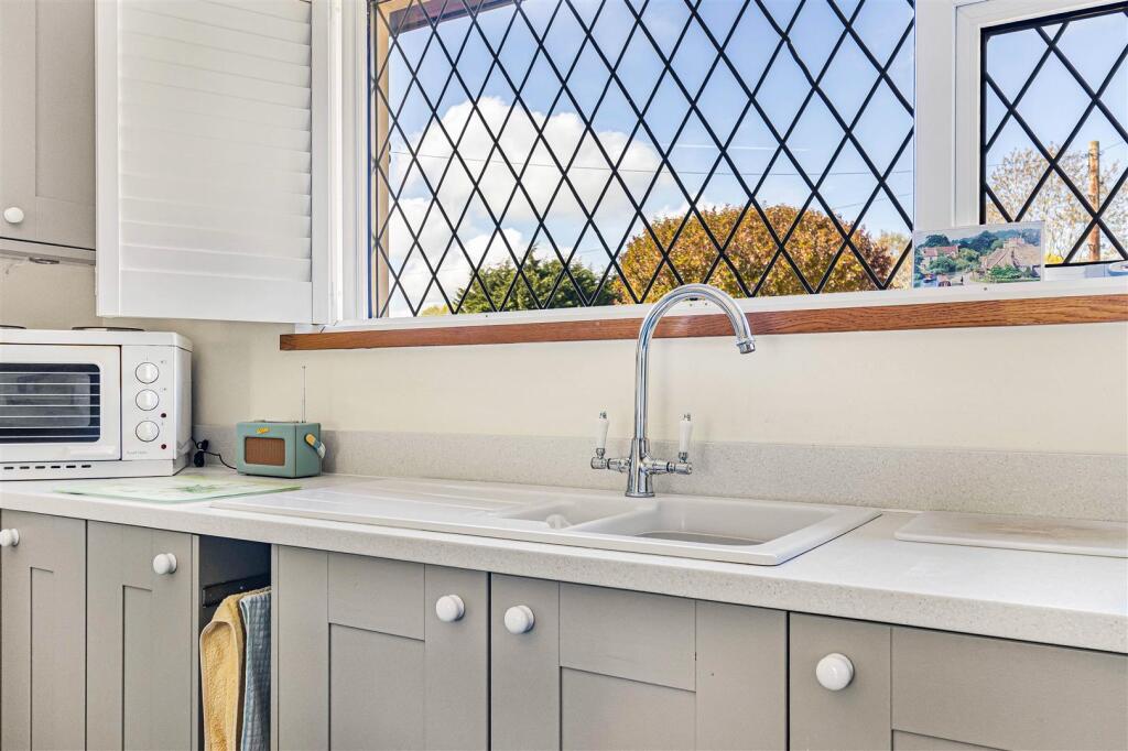 32_50986 - Copy-1.jpg