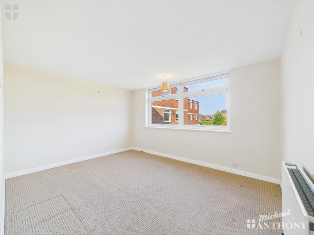 CAM03218G0-PR0589-STILL008