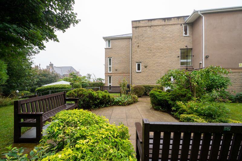 Communal Gardens 