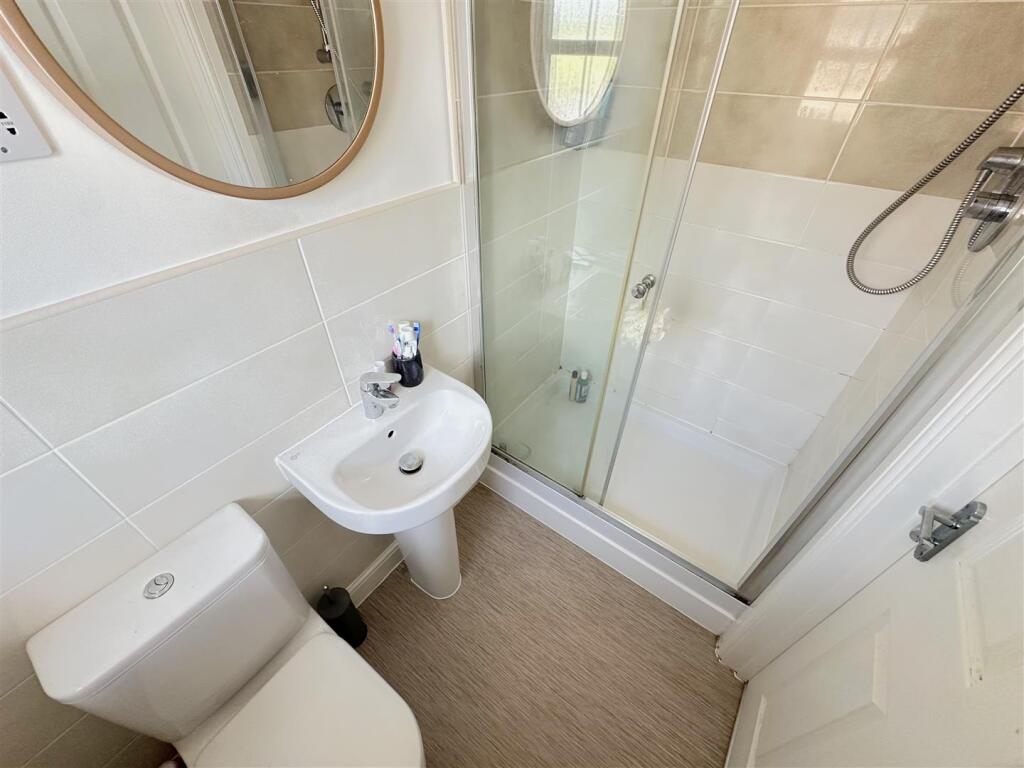 En Suite Shower Room