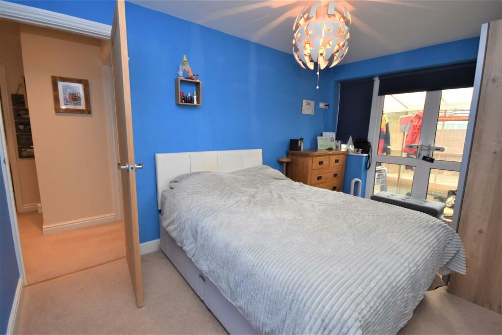 Bedroom 2.JPG