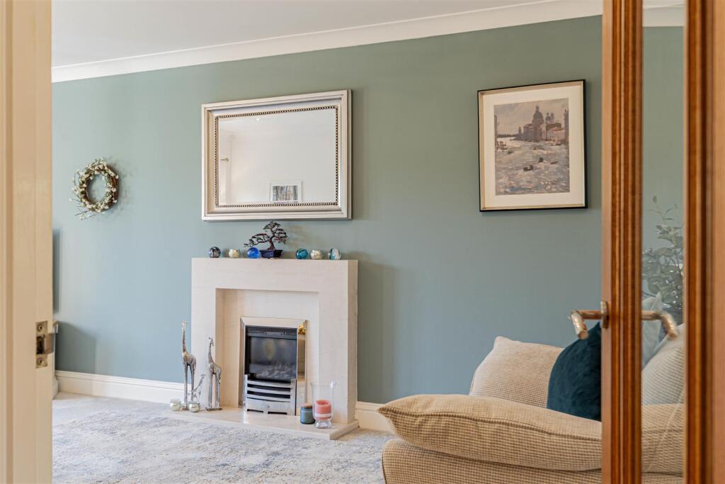 L J Imaging-19 - Copy.jpg