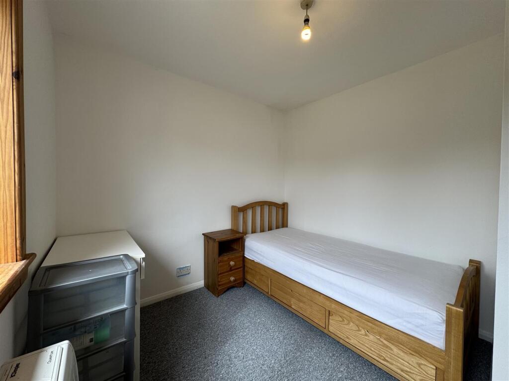 BEDROOM 3.JPG