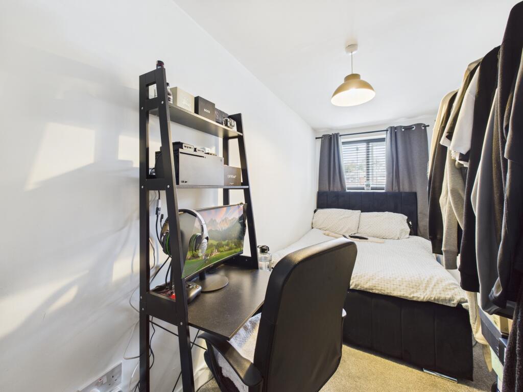 Downstairs Bedroom 5