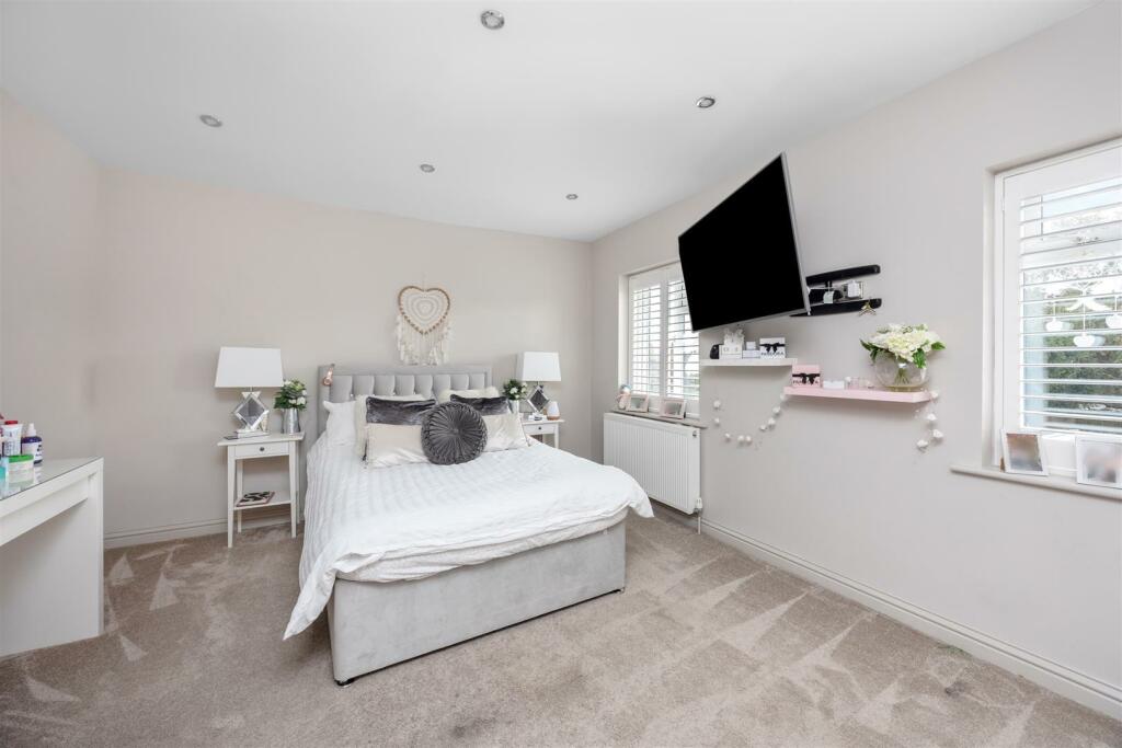 Offington Avenue, 85-006.jpg