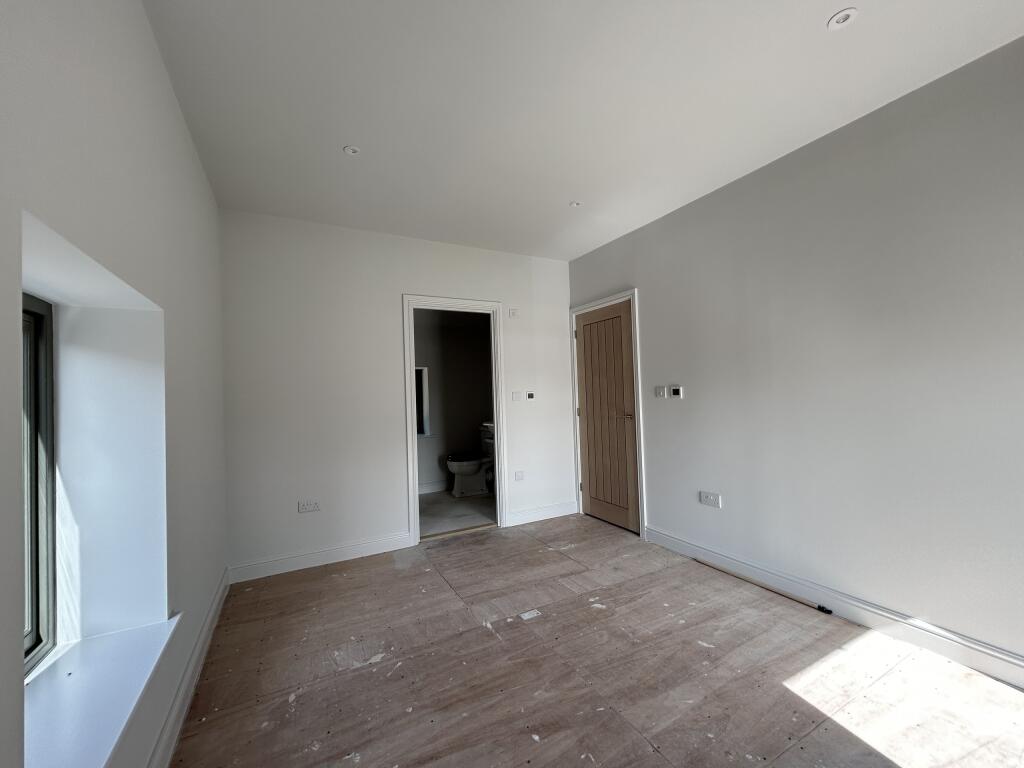 20240916_105630017_iOS