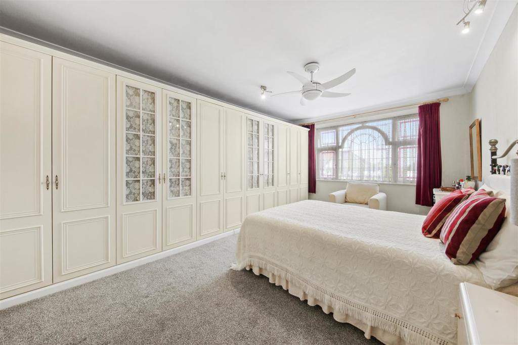 73 Paxford Road - kmOZay8BEA1nPs1XKvd7.jpg