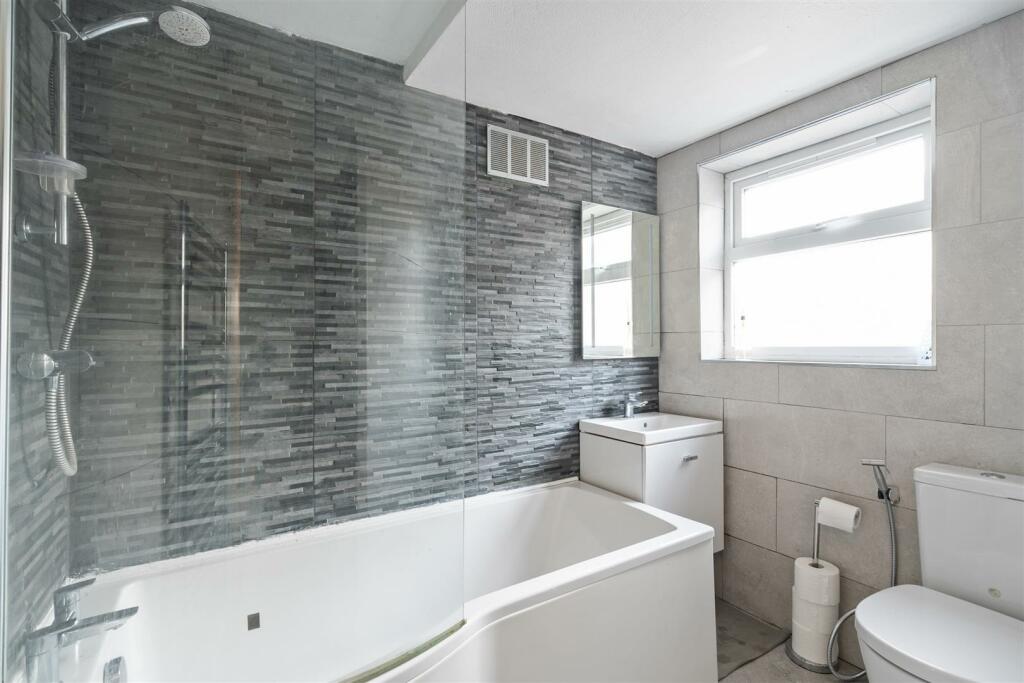 41 Damson Lane, Solihull, B91 2RF DMS3019_6.jpg