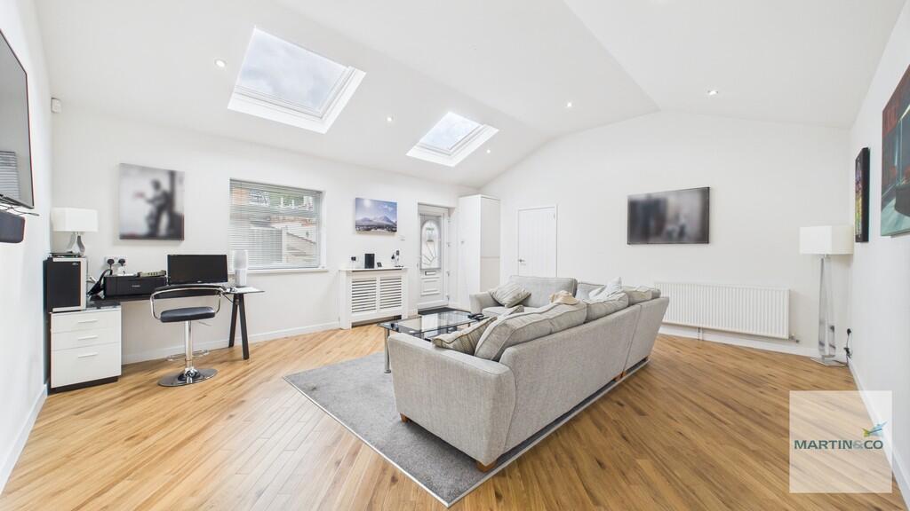 CAM03663G0-PR0173...