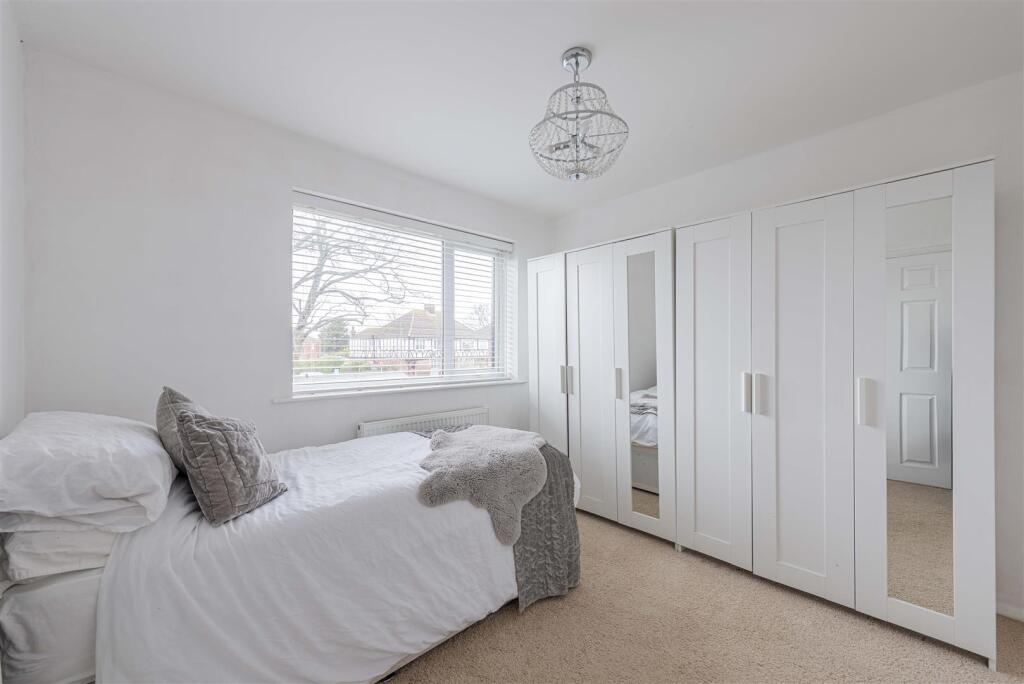 3 bedroom home for sale in Alicia Avenue Margate b