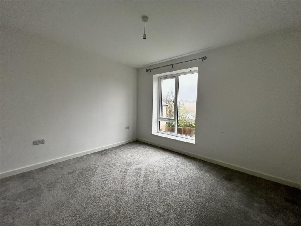 Bedroom 2.jpeg