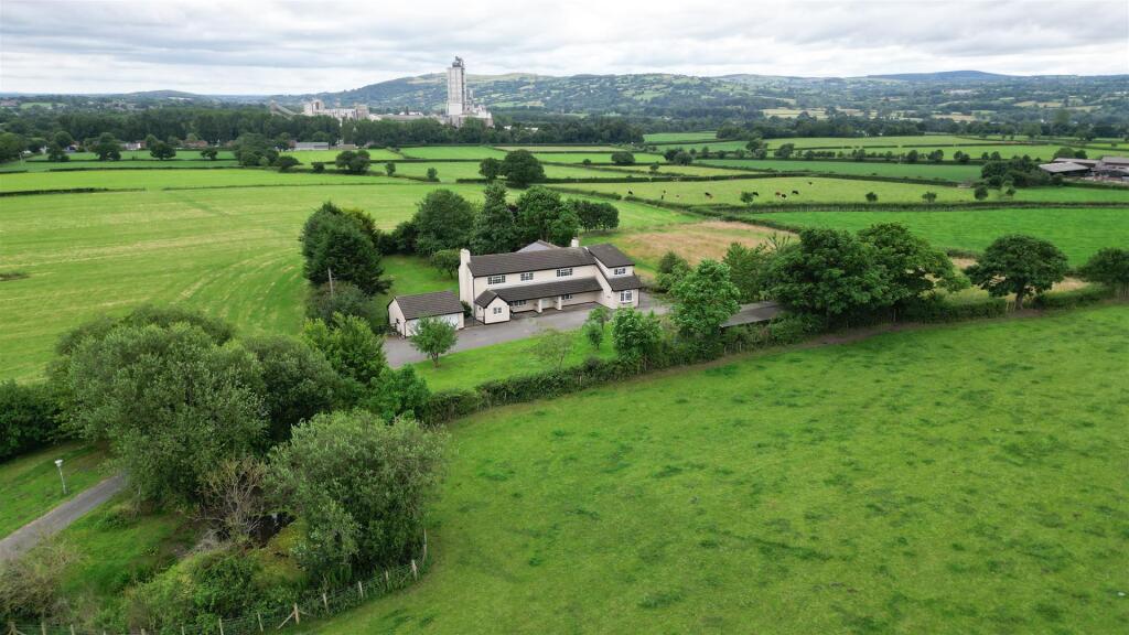 Old Spon Farm, Spon Green Buckley, CH7 3BQ-7.jpg
