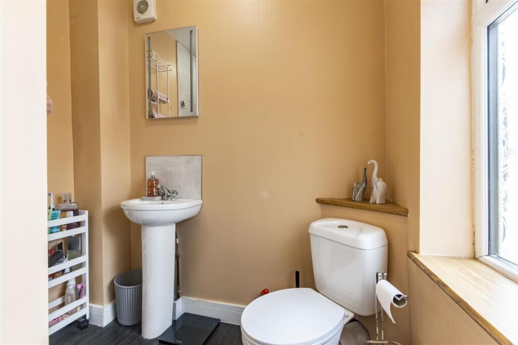 En Suite Shower Room