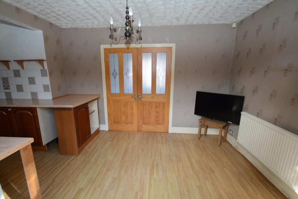 KITCHEN /DINER