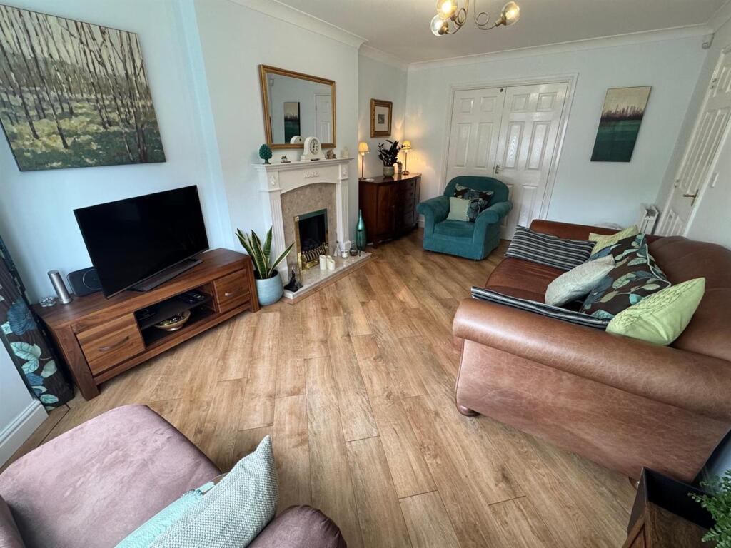 Reception 1 - Lounge