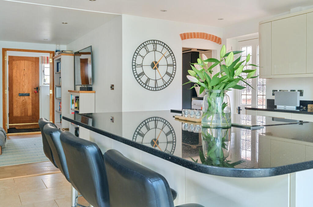 1329841-33-6888bb...