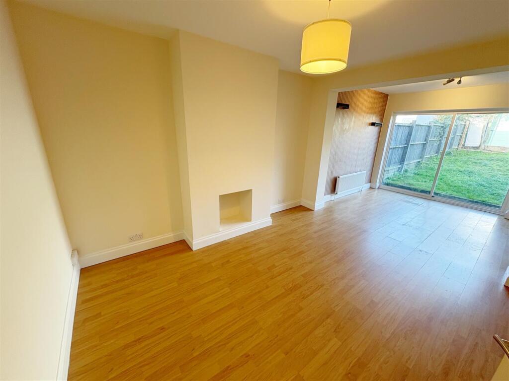 2nd reception room onto dining area (2).jpg