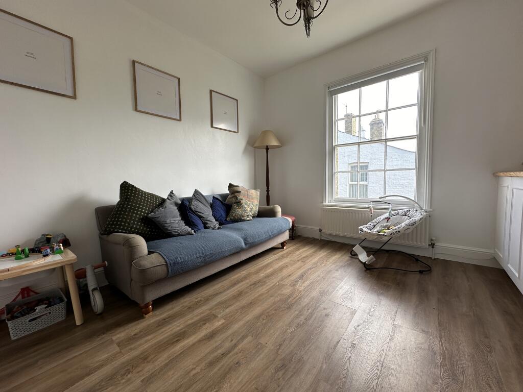 Living room.JPG