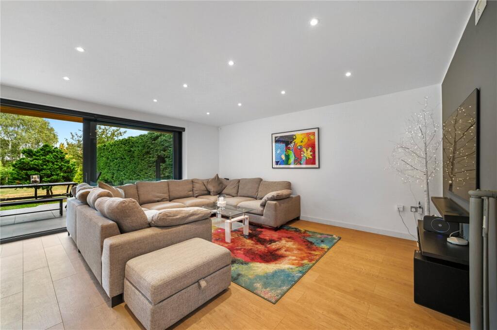 Picture 7