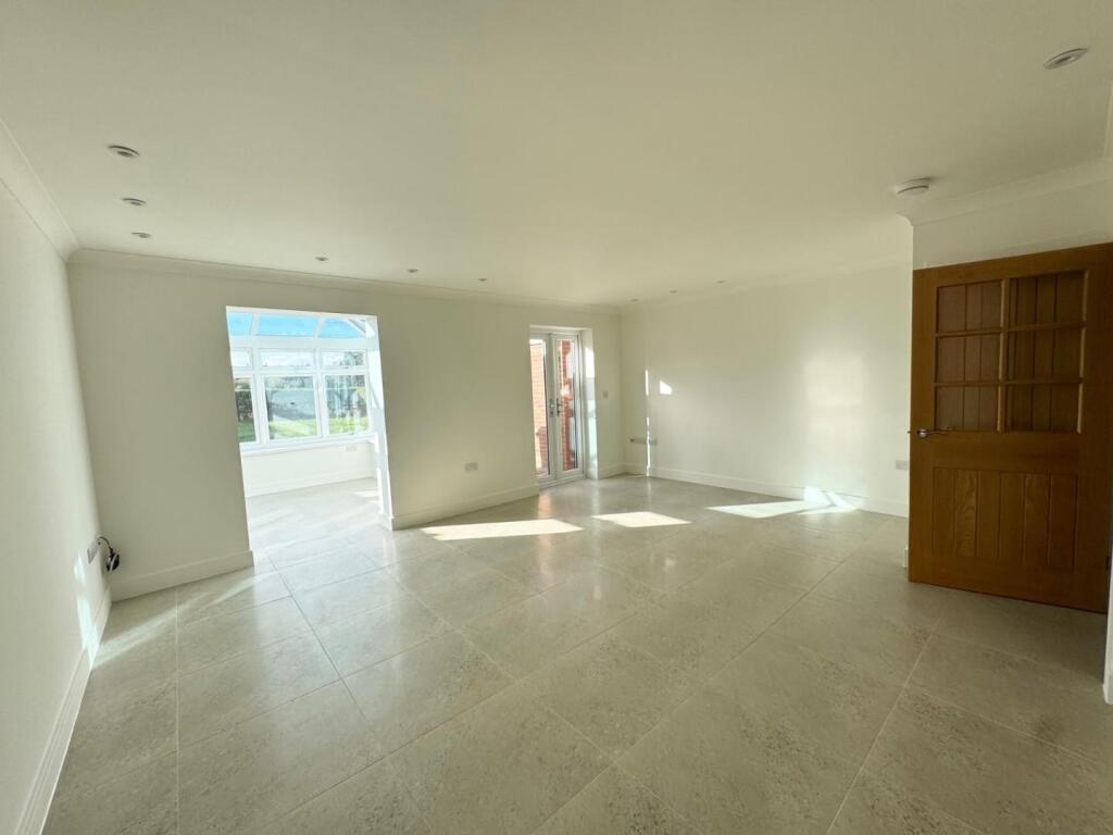 living area .jpg