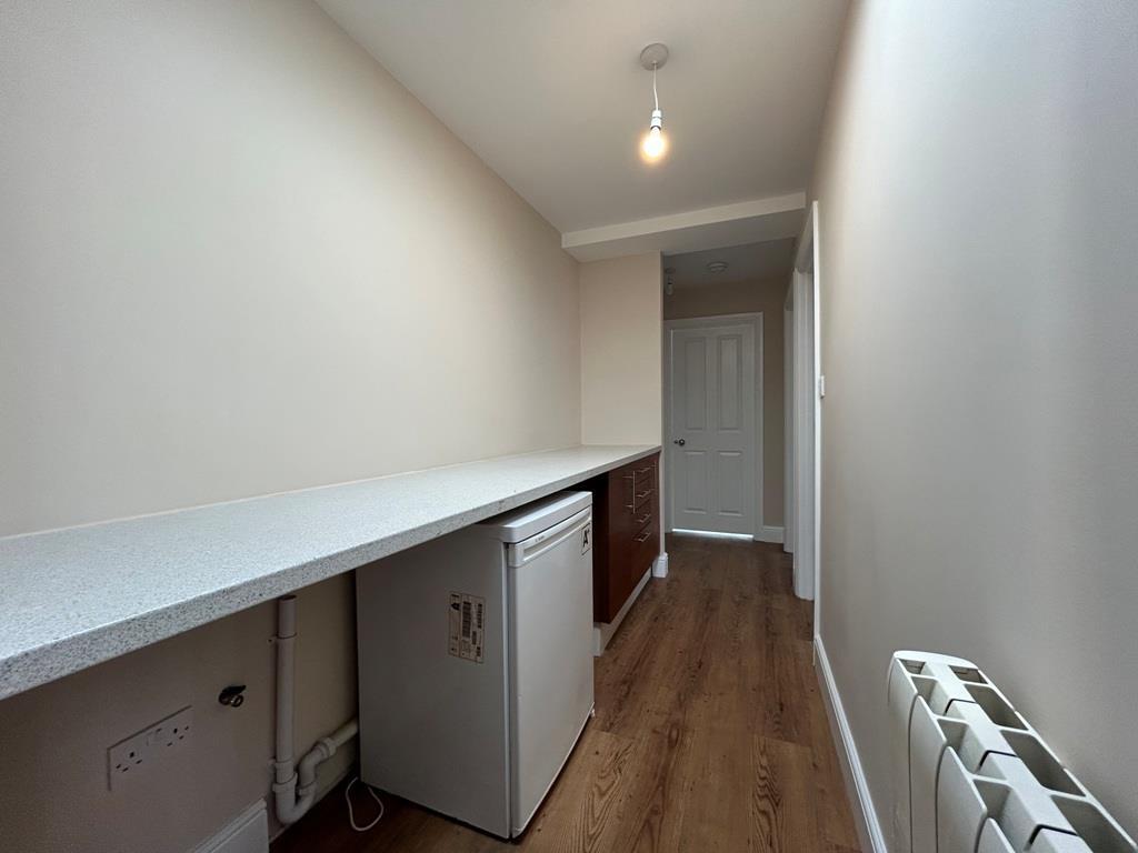 UTILITY / HALL