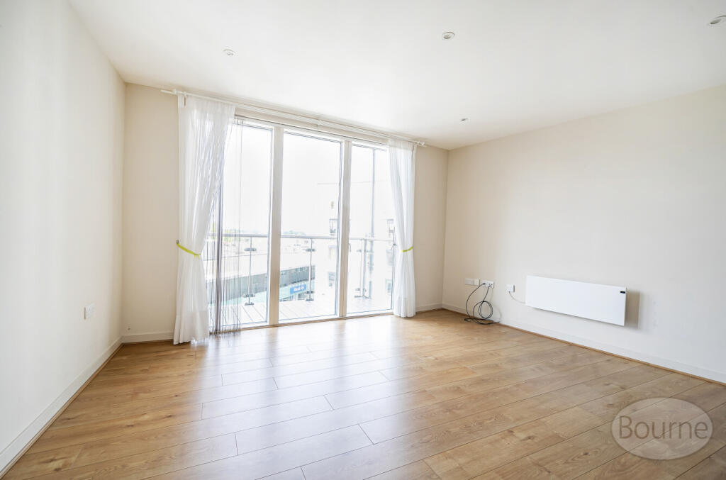 82319922-d9d7-45b...