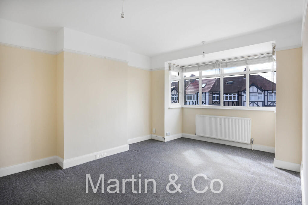 1494137015 - 77 C...