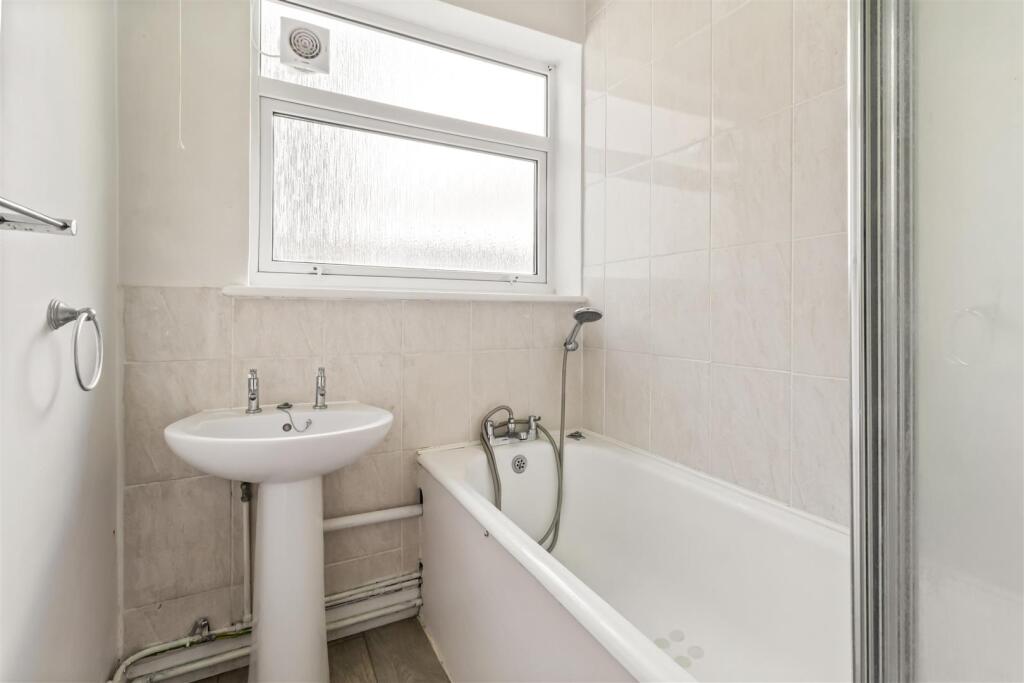 Chatsmore Court, 5_015.JPG