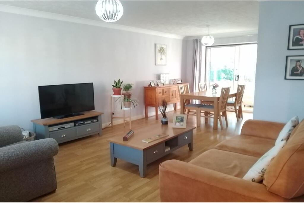 Living / Dining Room