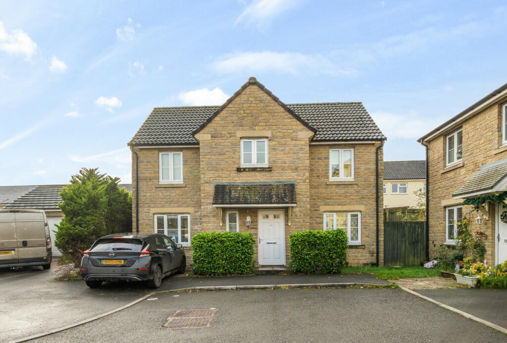 Beechwood Close, Nailsworth, Gloucestershire, GL6