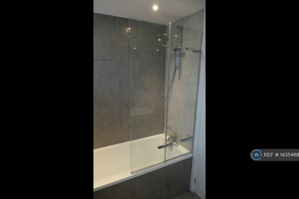 Bath/Shower