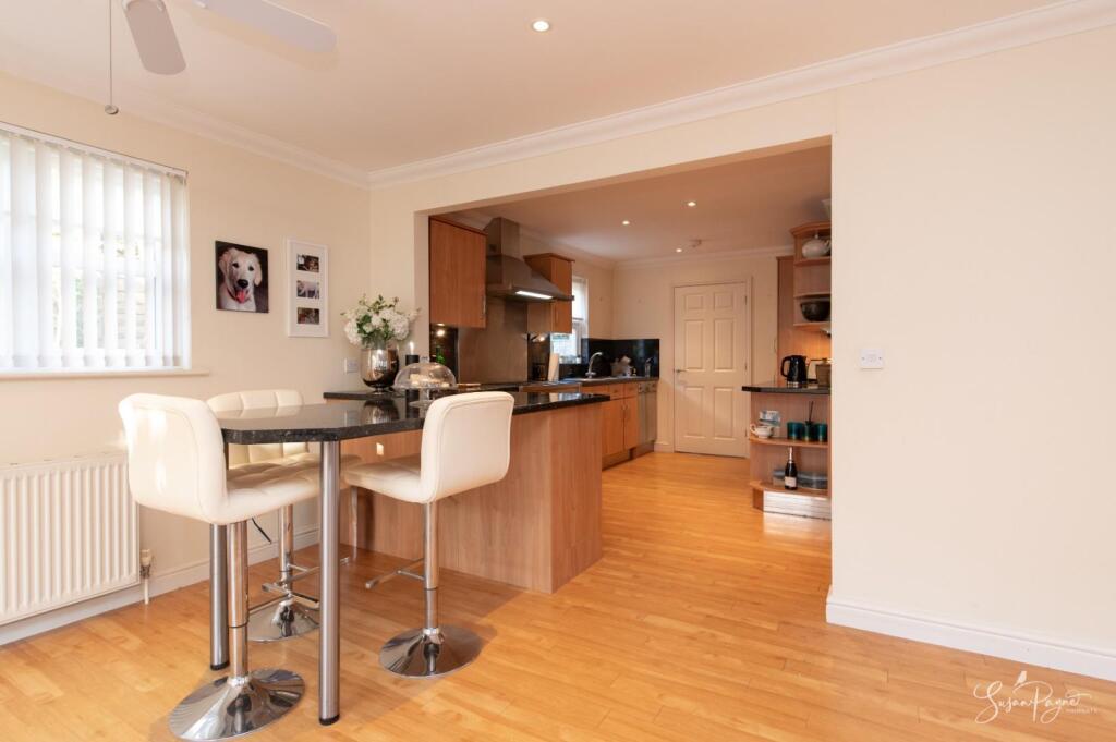 Open Plan Living and Kitchen