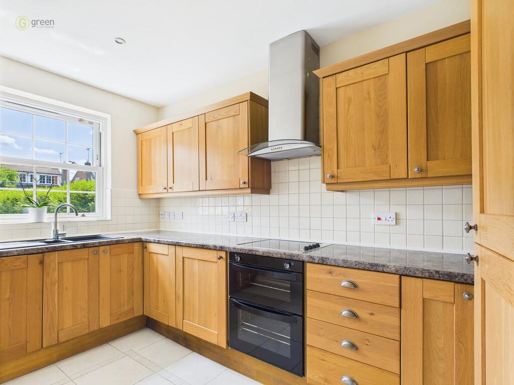 CAM03830G0-PR0172...