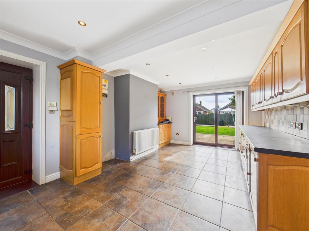 Kitchen/Dining Room