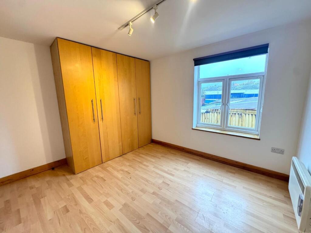 Bedroom 1.jpeg