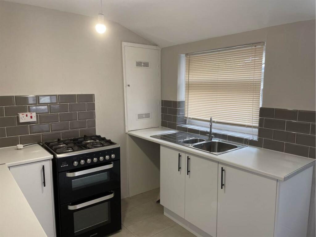 Kitchen 2