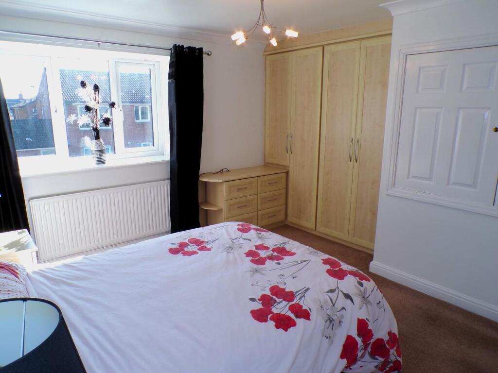 BurnleySt6bed1.JPG