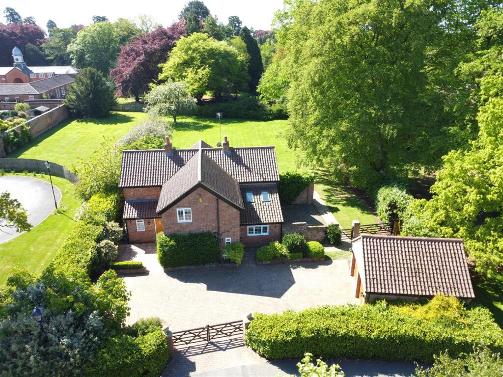 ACCOMMODATION