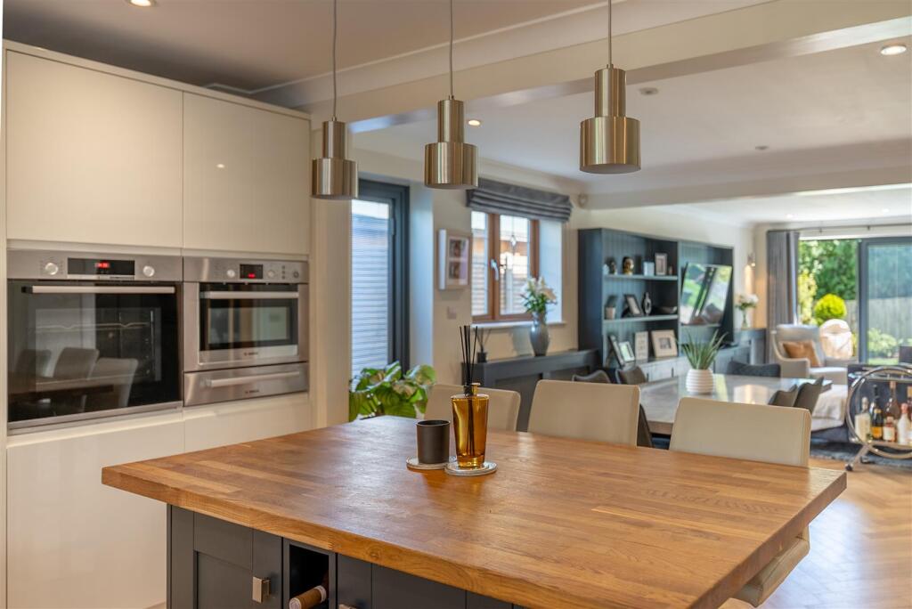 Courtney House-20.jpg