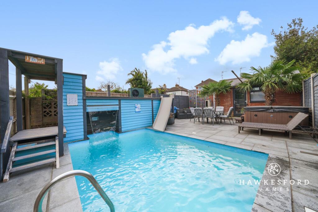 The Street, Bapchild - Pool