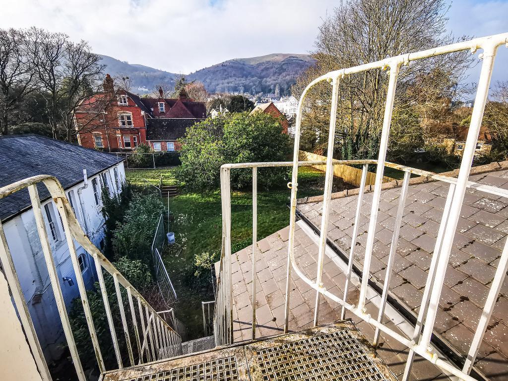 Central location with Hill views